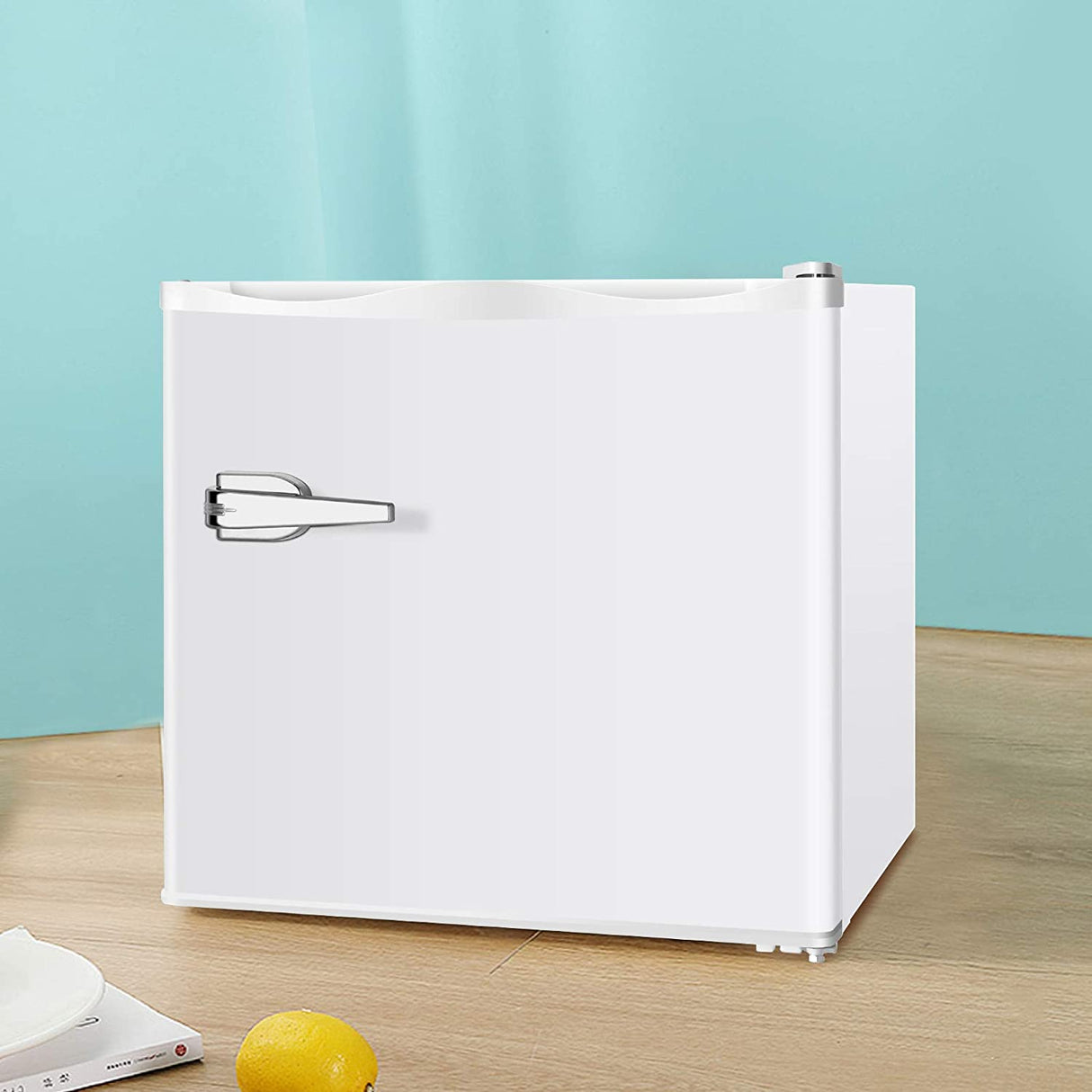 Compact Upright Freezer D6835