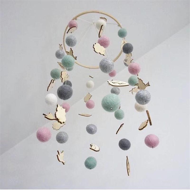 Cute Wool Ball Wind Chimes Newborn Baby Bed Bell Dream Catcher String Pendant Kids Room Decoration Wooden Wind Chime Bed Bell Nursery Crib Bed Bell Baby Bedroom Ceiling Wooden Beads Wind Chime Wall Hanging Ornament