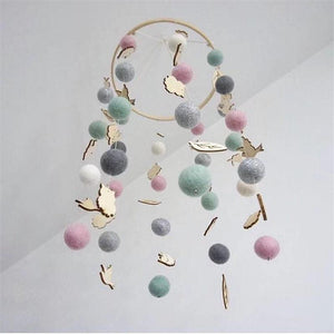 Cute Wool Ball Wind Chimes Newborn Baby Bed Bell Dream Catcher String Pendant Kids Room Decoration Wooden Wind Chime Bed Bell Nursery Crib Bed Bell Baby Bedroom Ceiling Wooden Beads Wind Chime Wall Hanging Ornament