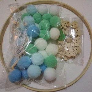 Cute Wool Ball Wind Chimes Newborn Baby Bed Bell Dream Catcher String Pendant Kids Room Decoration Wooden Wind Chime Bed Bell Nursery Crib Bed Bell Baby Bedroom Ceiling Wooden Beads Wind Chime Wall Hanging Ornament