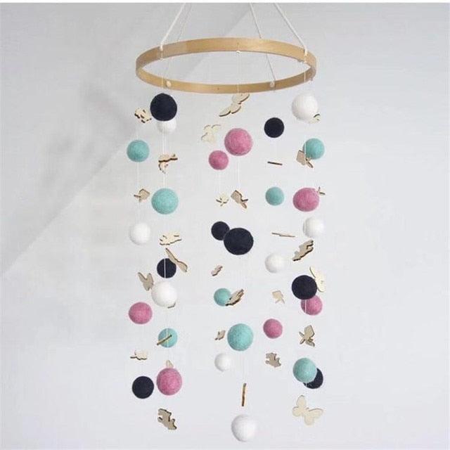 Cute Wool Ball Wind Chimes Newborn Baby Bed Bell Dream Catcher String Pendant Kids Room Decoration Wooden Wind Chime Bed Bell Nursery Crib Bed Bell Baby Bedroom Ceiling Wooden Beads Wind Chime Wall Hanging Ornament