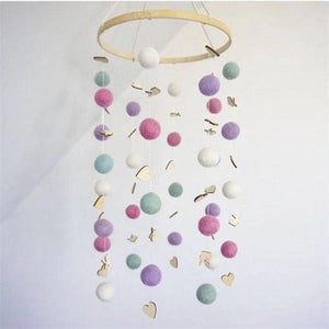 Cute Wool Ball Wind Chimes Newborn Baby Bed Bell Dream Catcher String Pendant Kids Room Decoration Wooden Wind Chime Bed Bell Nursery Crib Bed Bell Baby Bedroom Ceiling Wooden Beads Wind Chime Wall Hanging Ornament