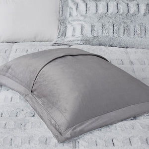 Full/Queen Back Print Long Fur Comforter Mini Set