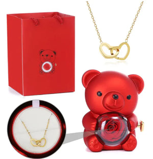 Lux Clover Necklace in Gift Box