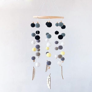 Dream Catcher Nordic Baby Room Wind Chime Bed Bell Decor Wool Ball Kids Bedroom Lovely Wooden Bead Bed Felt Baby Ceiling Mobiles Toys Infant Nursing Accessories Wall Hanging Decoration Ornaments Photography Prop