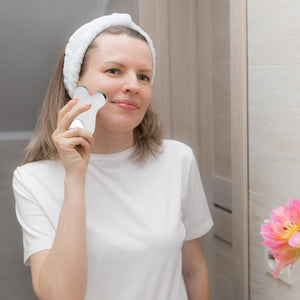 Rechargeable 5-Gear Microcurrent Facial Roller for Youthful Skin