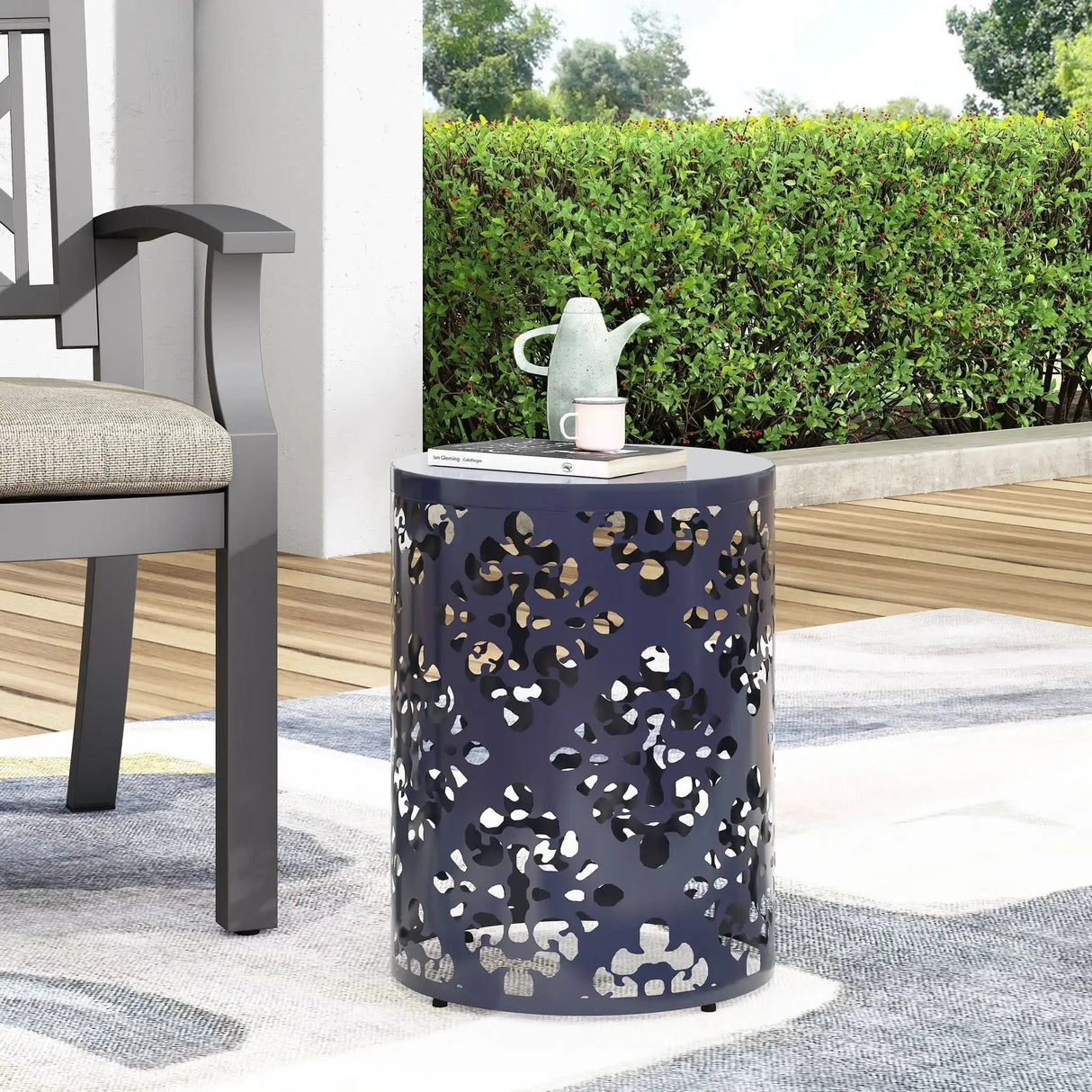 Outdoor Metal Modern Design End Table