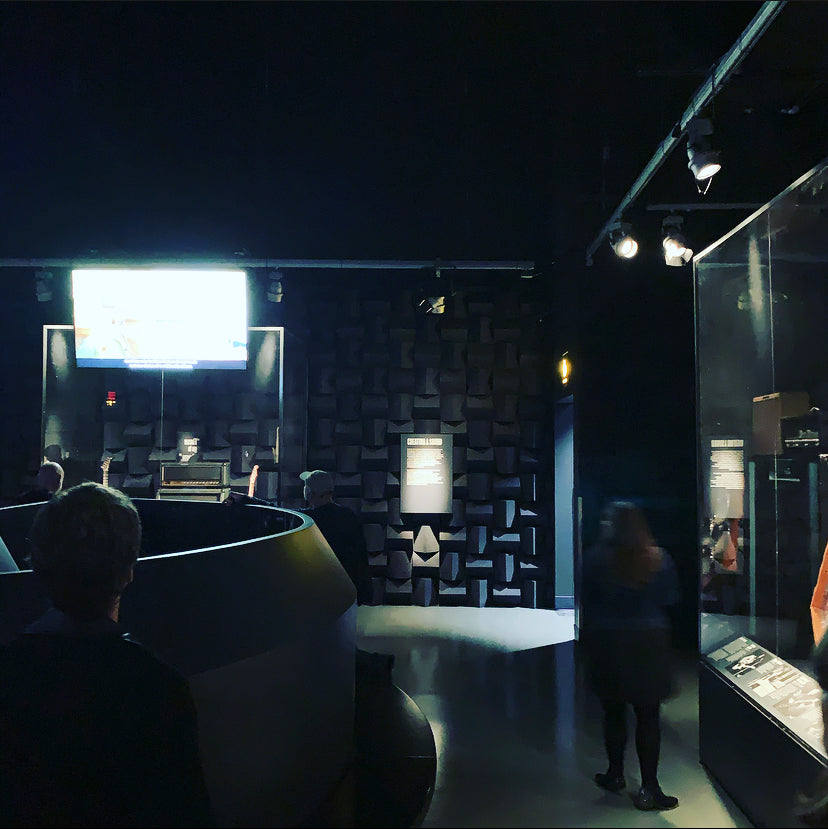 6 Inch Thick Triangle Shape Foam Panels - 12x12x6"