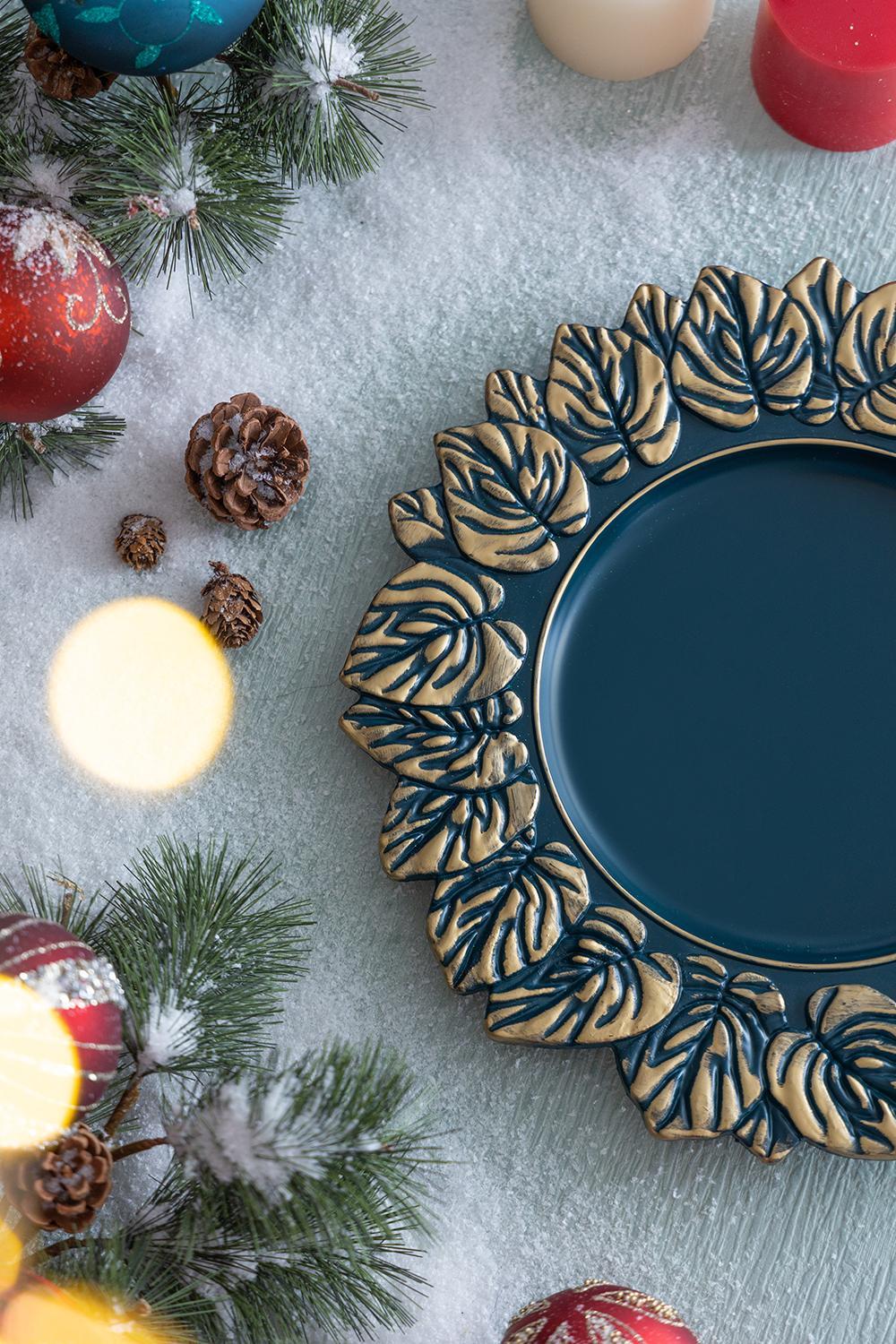 Plastic Charger Plate (Set of 8) - Blue / Gold by Couch.com