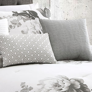 Ridgely 7 Pc Watercolor Black and White Floral Comforter Set