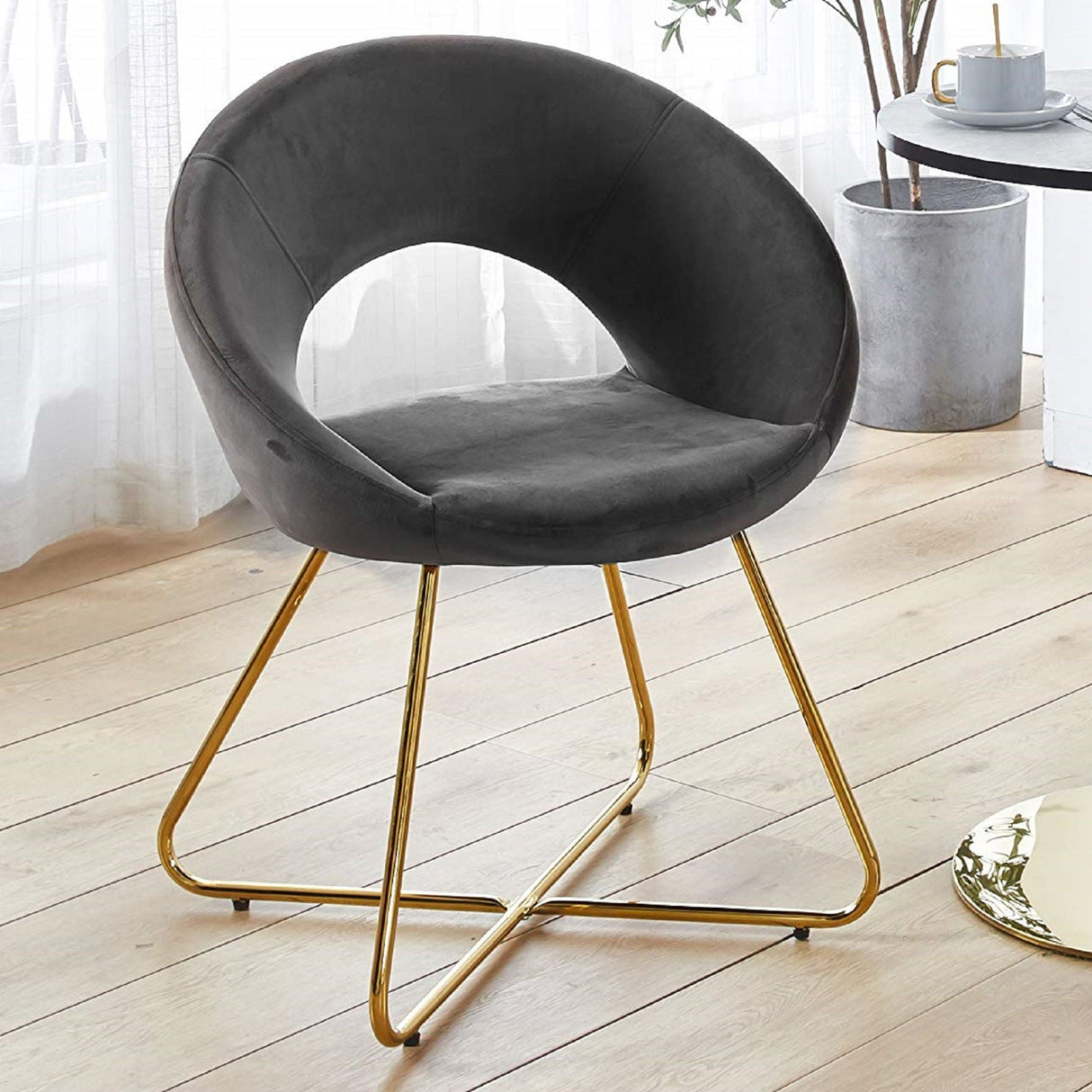 Modern Accent Velvet Chair (Set of 2) by Couch.com