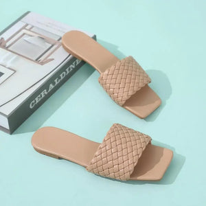 Fashion Outdoor Charming Open-Toe Women Slippers Casual Beach Flip Flops Women Comfortable Sandals