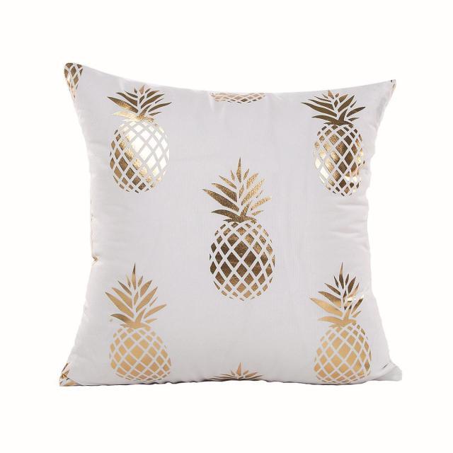 Golden Love Leaves Bronzing Cushion Decorative Pillow Black And Gold Pillow Cover Home Pillowcases Velvet Home Decor Sofa Pillows Cover 45x45CM