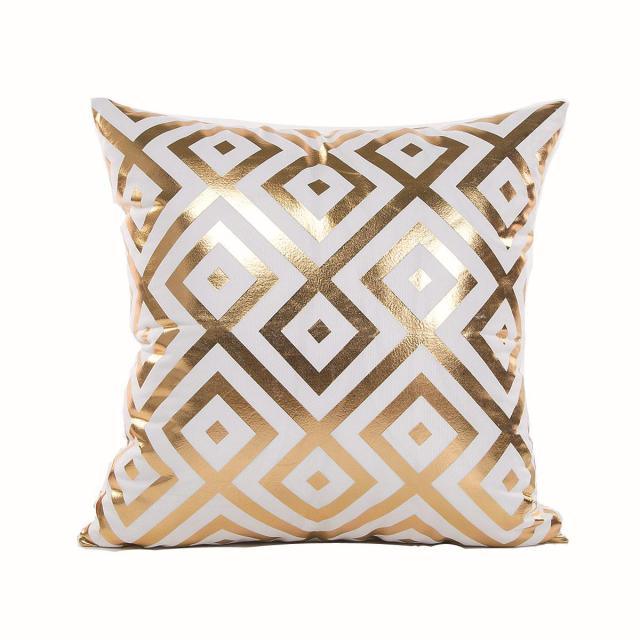 Golden Love Leaves Bronzing Cushion Decorative Pillow Black And Gold Pillow Cover Home Pillowcases Velvet Home Decor Sofa Pillows Cover 45x45CM