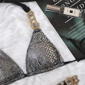 Luxury Purple Halter Crystal Diamond Bikini Female Swimsuit Women Swimwear Rhinestone Bikini Set Bathing Suit Women's Swimwear Rhinestone Halter Low Waist Tie Side Bikini Set 2 Pieces Crystal Diamond Swimsuit