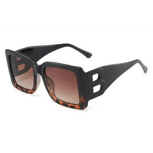 Luxury Women Oversized Square Sunglasses Modern Design Big Frame Fashion Female Sunglasses UV400 Glasses