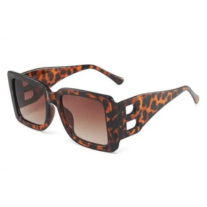 Luxury Women Oversized Square Sunglasses Modern Design Big Frame Fashion Female Sunglasses UV400 Glasses