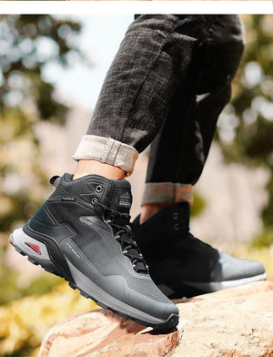 Men's Warm Boots Plush Snow Boots Outdoor Non-Slip Hiking Boots High Top Waterproof Sports Men's Winter Boots Snow Boots Warm Lined Non Slip Leather Shoes