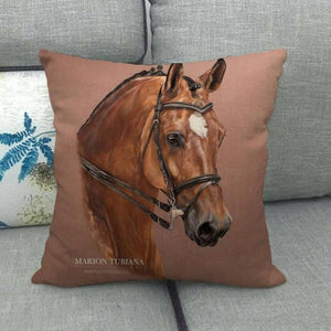New Animal Pattern Pillow Cover Simple Wind Pillow Set Art Home Decorative Throw Pillow Cover Horse Cotton Linen Cushion for Couch Sofa Bedroom Livingroom Kitchen Car Restoring Ancient Ways Horse Head Decorative Cushion Covers 45x45CM