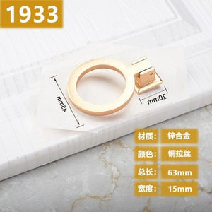 New Chinese Golden Cupboard Door Drawer Concealed Buckle Handle Wardrobe Zinc Alloy Hardware Handle Kitchen Cupboard Hardware Modern Style Furniture Door Pulls
