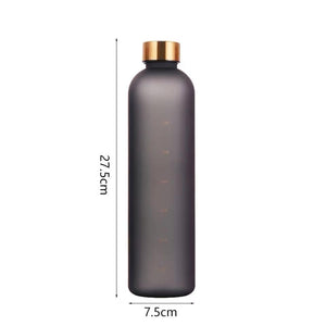 Portable Space Cup Sports Water Bottle Fruit Lemon Juice Drinking Bottle Outdoor travel camping plastic cup beverage utensils Motivational Water Bottle with Time Marker to Drink Reusable Plastic Bottle with BPA Free for Gym and Sports