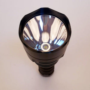 Powerful Flashlight Rechargeable Waterproof Searchlight Powerful Long Beam Distance LED Super Bright Flashlight Cree Torch with  Ramping Indicator USB Charger Super Bright Torch Best For Hiking Hunting Camping Outdoor Sport