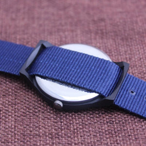 Unisex Fashion Nylon Fabric Kids Children Watch Sport Thin Students Canvas Quartz Dress Wristwatch Military Time Watch  Field Outdoor Sport Mens Wristwatch With Slip-Thru Nylon Band