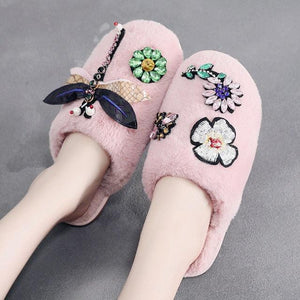 Winter Women Slippers Warm Plush Luxury Flip Flops Fur Slides Flat Lightweight Soft Indoor Slippers Soft Warm Memory Foam Slippers Faux Fur Lined Fluffy Slip On House Shoes