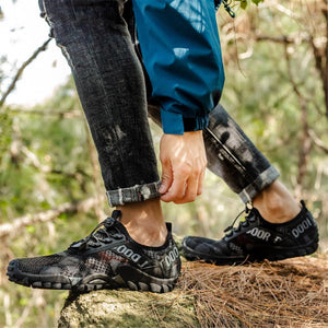 Quick Dry Men Sneakers Slip On Upstream Shoes Water Hiking Beach Surfing Shoes Sandals Barefoot Beach Sneakers Swim Boating Fishing Yoga Gym