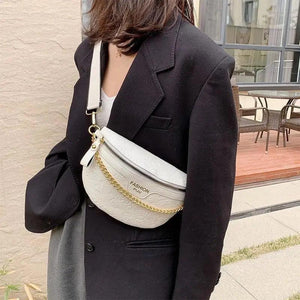 Retro Waist Bag PU Leather Fanny Pack Purse Leather with Gold Chain Strap Stylish Waist Pack Women Belt Bag Multifunctional Chest Bag