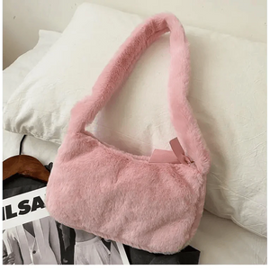 Simple And Stylish Women Soft Plush Winter Furry Shoulder Bags For Ladies And Girls Designer Clutch Handbag For Female