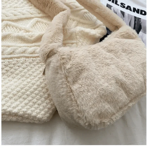 Simple And Stylish Women Soft Plush Winter Furry Shoulder Bags For Ladies And Girls Designer Clutch Handbag For Female