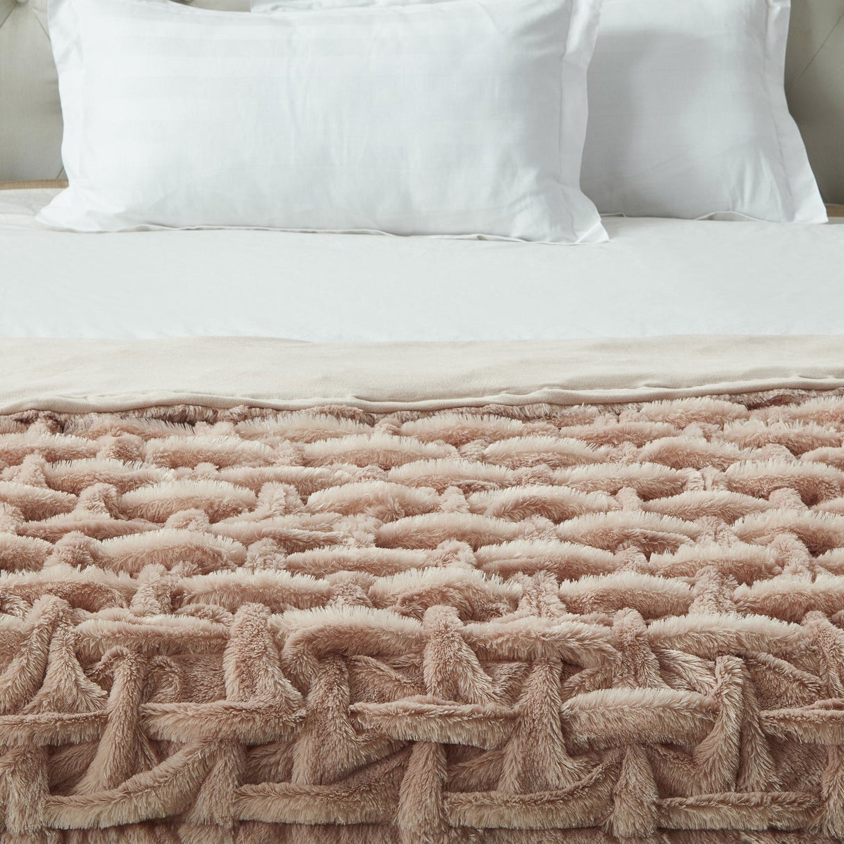 Lmos Stitched Faux Fur Throw