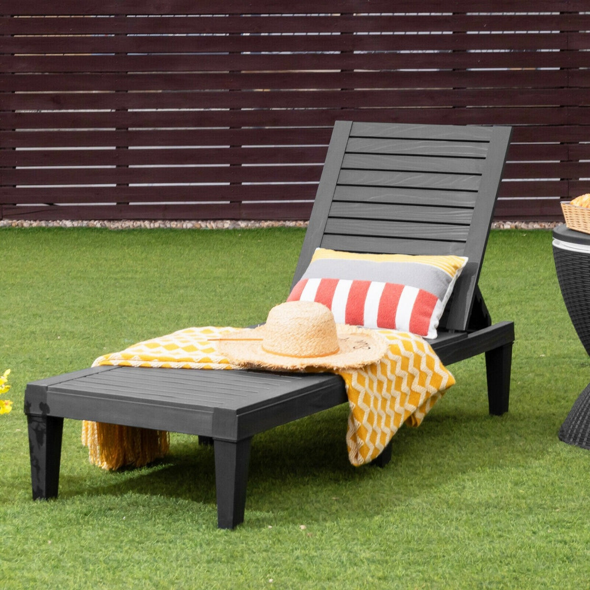 Set of 2 Outdoor Chaise Lounge Chair with 5 Positions Adjustable Backrest-Black