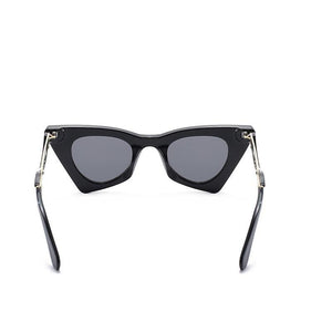 Vintage Square Cat Eye Sunglasses Women Retro Trendy Cat eye Sunglasses Classic Fashionable , Decent Personality & Wind Sunglasses In Retro Box Trending  Street Style Sunglasses For Men & Women
