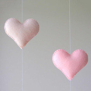 Wind Chimes Handmade Cloud Felt Love Pendant Baby Children Cloud Bed Bell Mobile Crib Jewelry Creative Pendant  Bedroom Loving Ceiling Hanging Heart Decor Girls Wind Chime Nursery Decoration