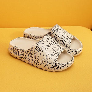 Women Platform Flat Slippers Outdoor Flip Flops Summer Beach Fashion Indoor Slippers Unisex Men Non-slip Slides Thick Sole Home House Cloud Cushion Sandals For Indoor And Outdoor