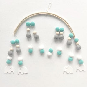 Wooden Beads Wind Chimes With Wool Balls Wooden Wind Chime Nursery Mobile Crib Bed Bell Baby Bedroom Ceiling Wooden Beads Hanging Ornament Pendant Newborn Baby Bed Hanging Wind bell Crib Tent Kids Room Decorations Ornaments