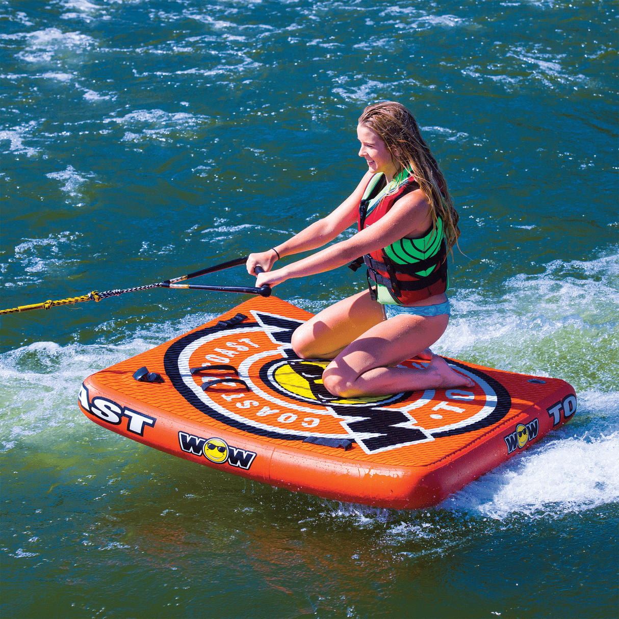 WOW Sports Wow Toast Towable Water Tube and Lounge Chair (18-1200) by Jupiter Gear