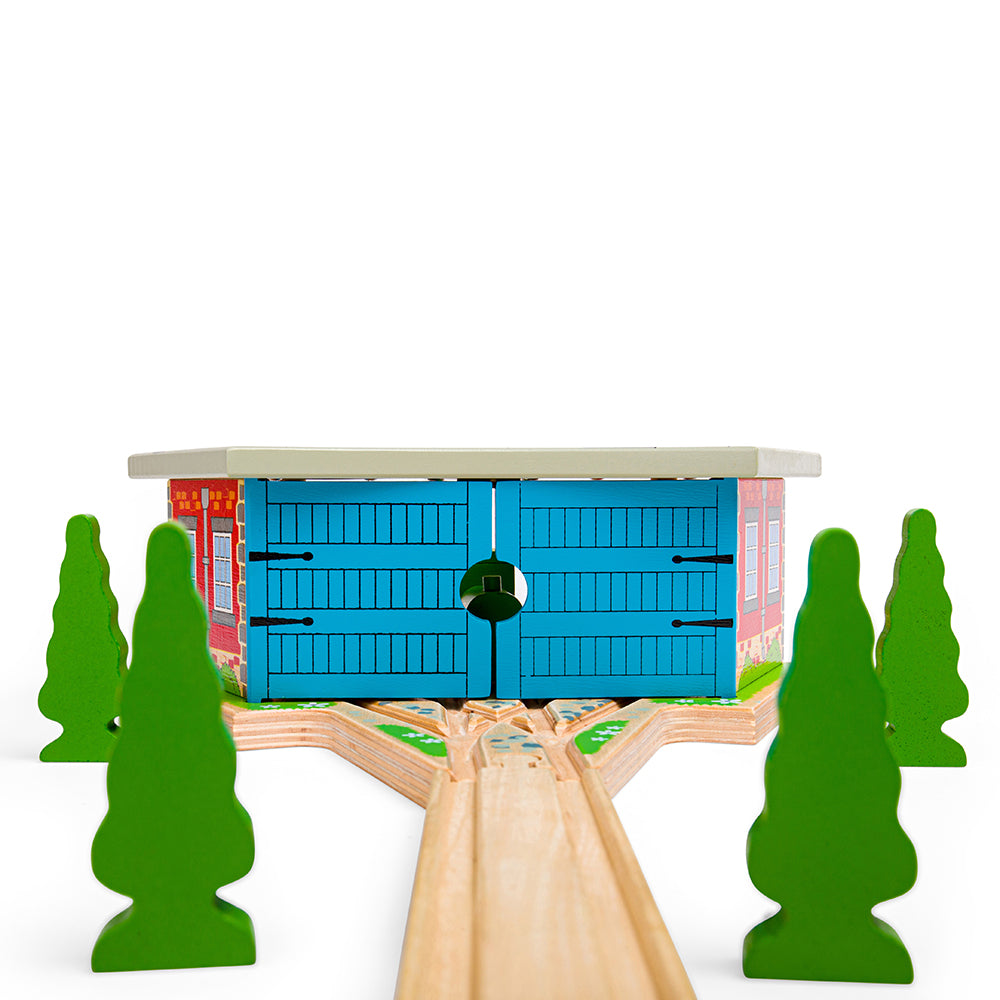 Triple Engine Shed by Bigjigs Toys US