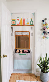 Camper Food Truck & Kitchen Doorway Storefront
