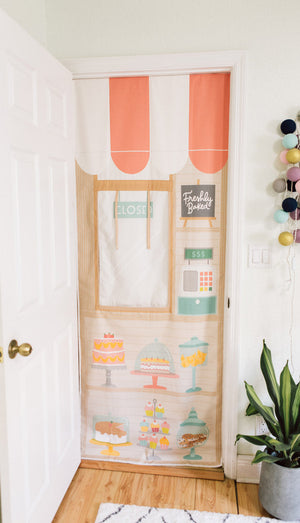 Farmer's Market & Bakery Doorway Storefront